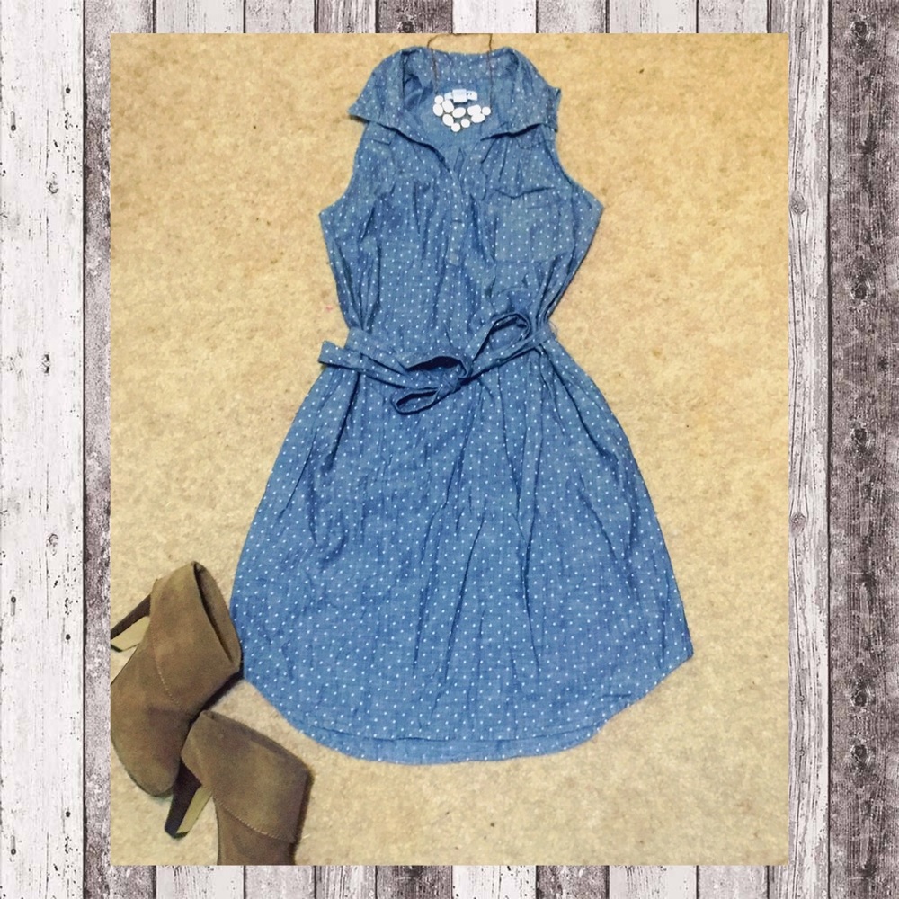 Old Navy Blue Polka Dot Sleeveless Shirtdress